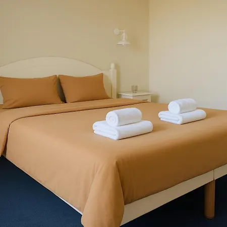 Maison Dans Village Avec Piscine Commune - Port Bourgenay - 4 Personnes *