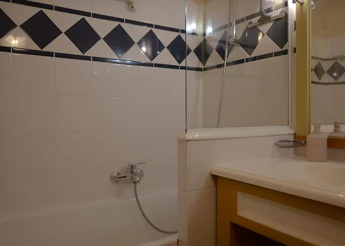 Maison Dans Village Avec Piscine Commune - Port Bourgenay - 4 Personnes Nyaraló Talmont-Saint-Hilaire